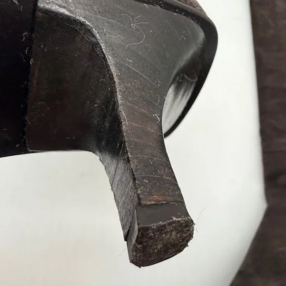 GUCCI Suede Knee High Boots Kitten Heel Pointed Toe Brown Women's Size 7.5 w box - Picture 11 of 16